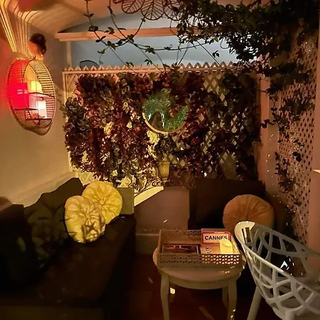 Winter Palace * Cannes